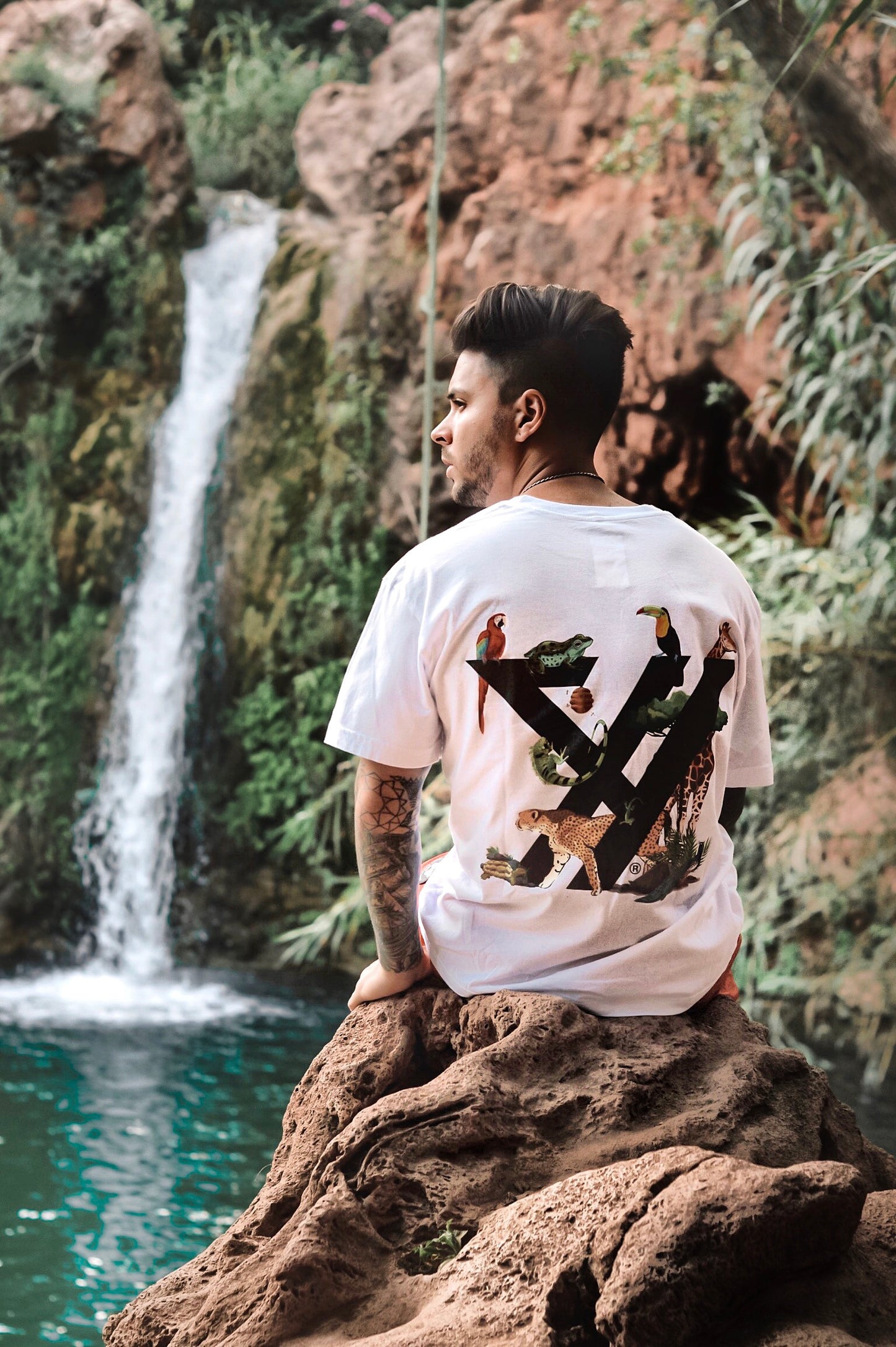 YINK™ c/o Mimi Kuruka: FLORA FAUNA MEN’s Black & White drop shoulder tee collection®.